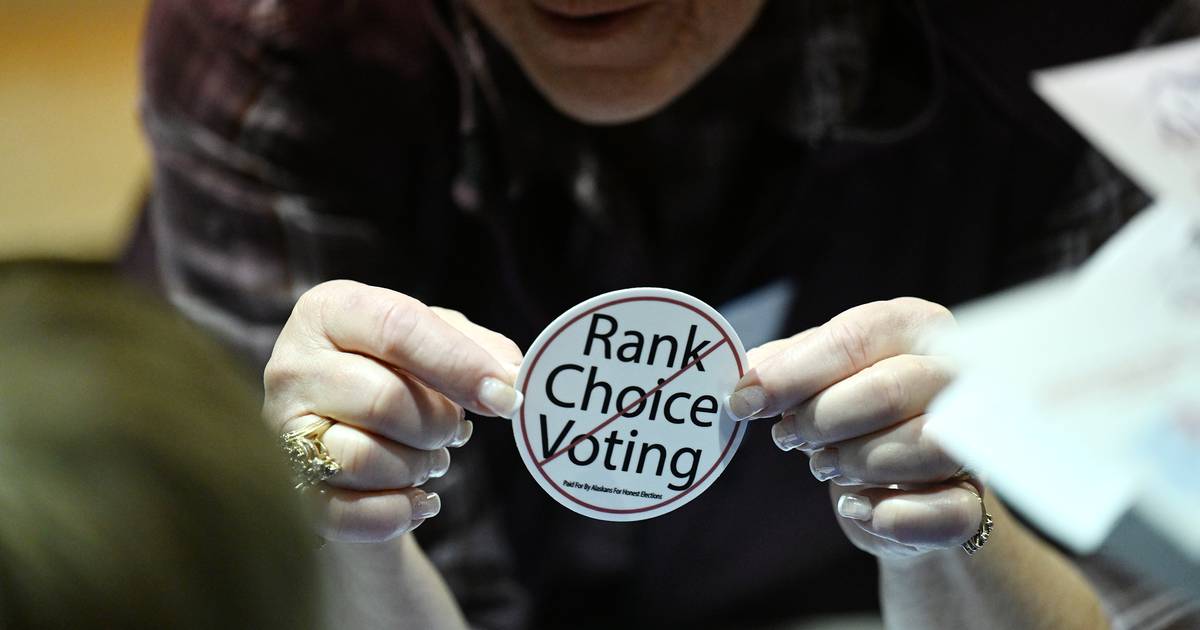 Alaska commission set to consider complaints that could deliver blow to anti-ranked voting groups